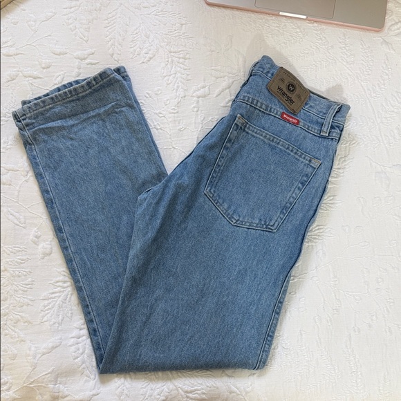 Wrangler Denim - Vintage Wrangler Light Wash Straight Leg Jeans